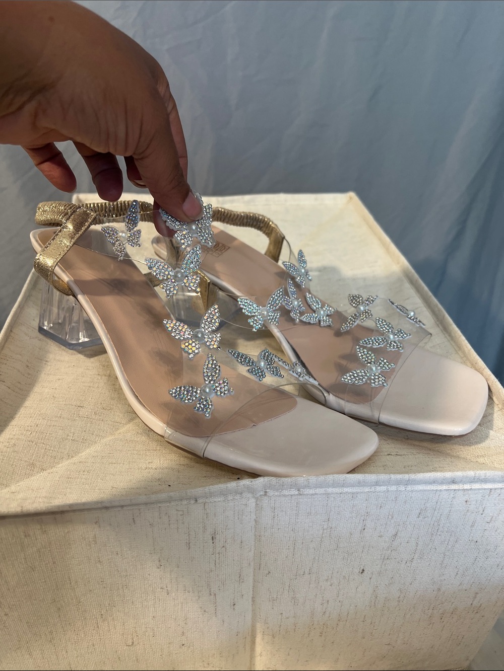 SHEIN Clear Butterfly Rhinestone Block Heel Sandals - Gold/Nude